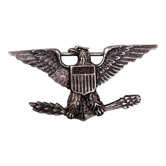 WWII era Colonel Eagle Rank Pin Sterling Meyer Shold-R-Form Insignia Brooch - Picture 1 of 7